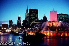 Buckingham Fountain at night, Chicago, IL